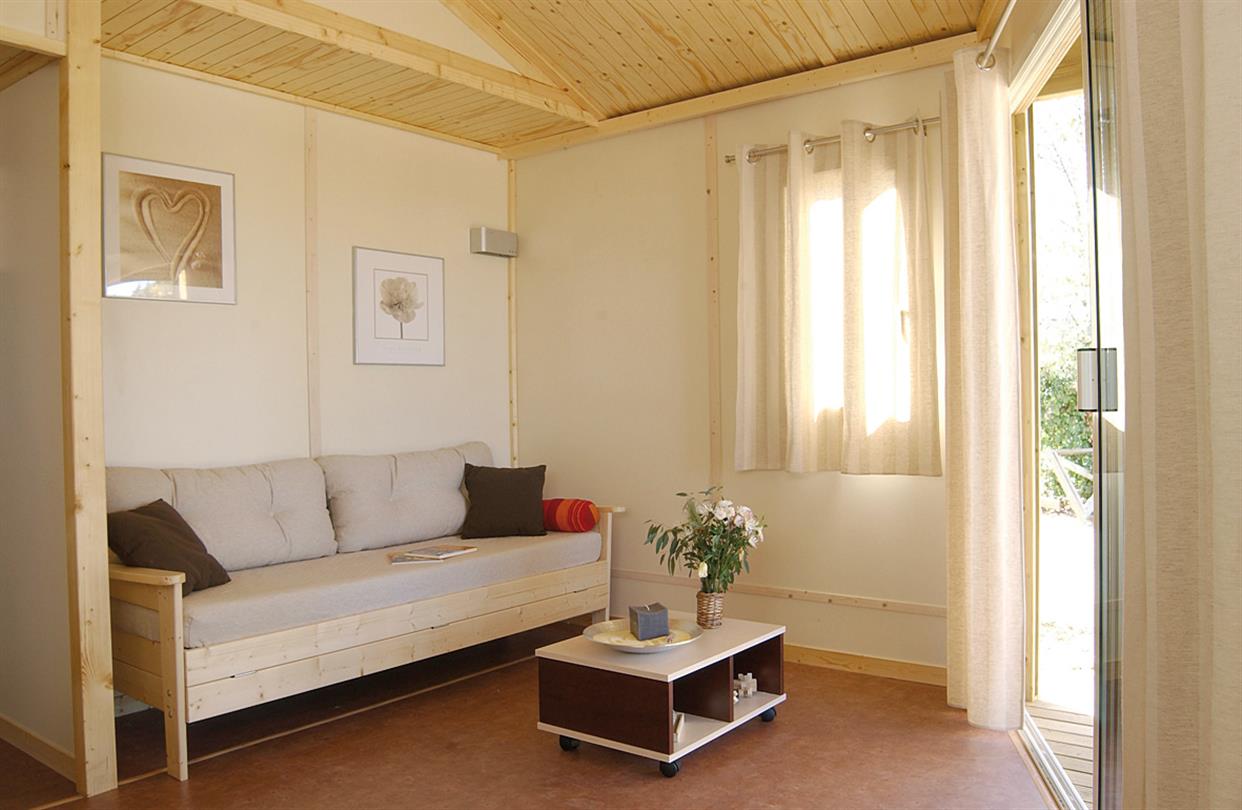 Chalet rental in a naturist area in wild and natural Corsica