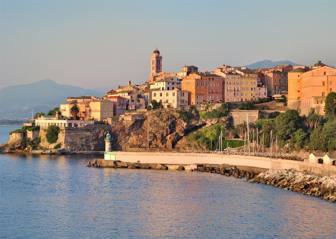 Discover Corsica - the Domaine de Bagheera