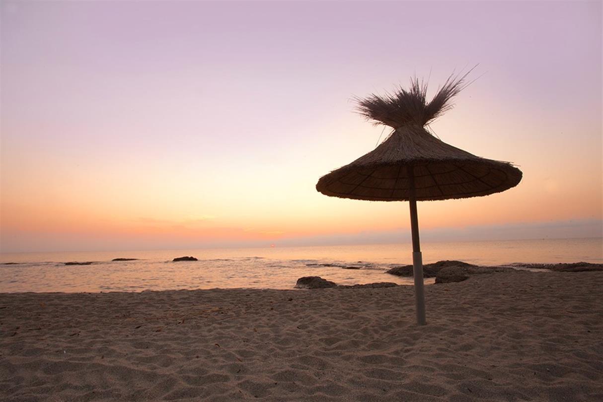Naturist campsite with naturist beach Corsica, nudist holiday rentals by the sea - Domaine de Bagheera