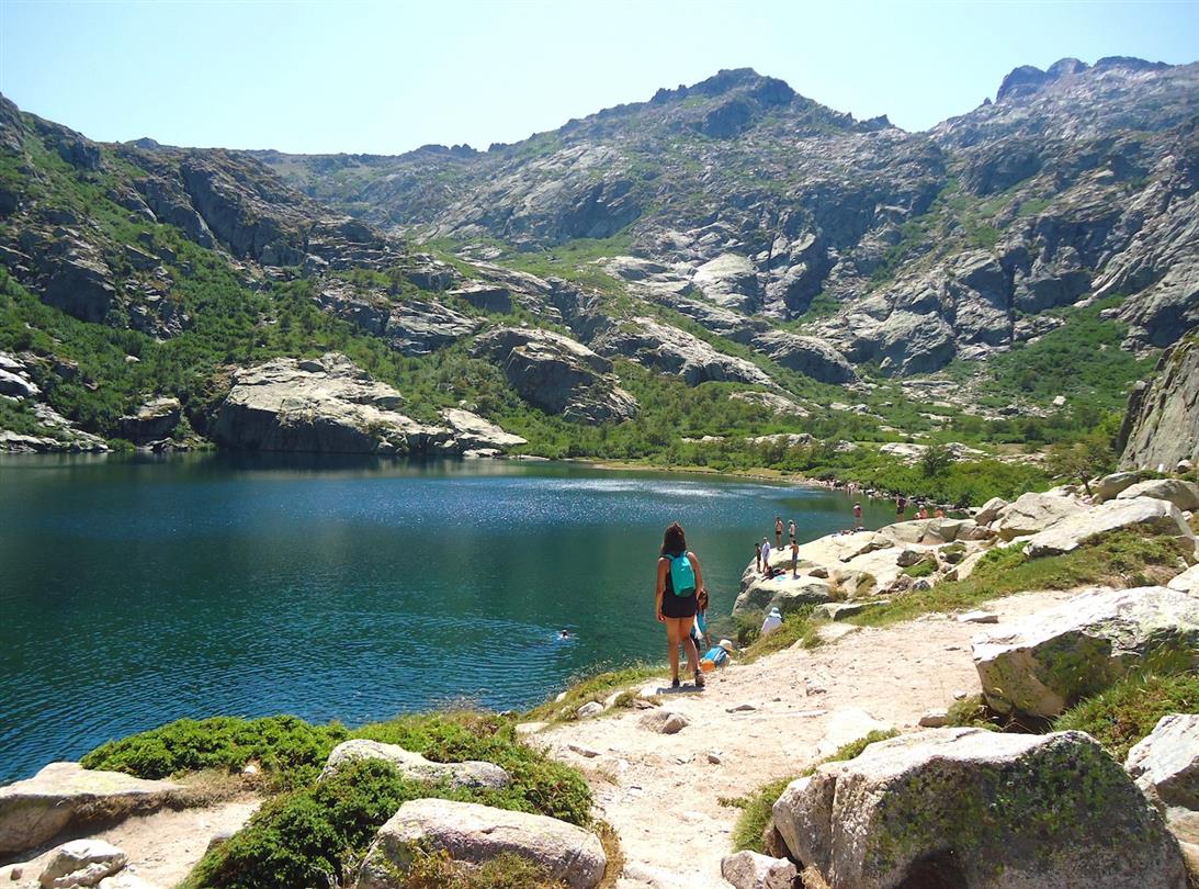Hikes and walks near the Domaine de Bagheera, naturist campsite in Corsica, in Linguizzetta