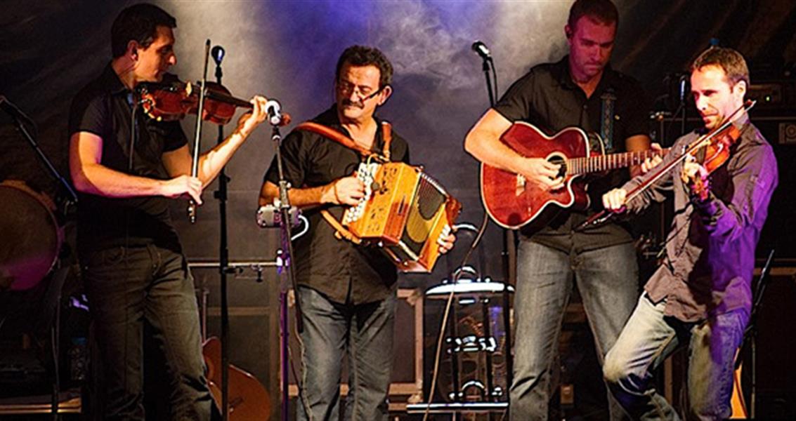 Diana Di l'Alba group in concert at the Bagheera domaine