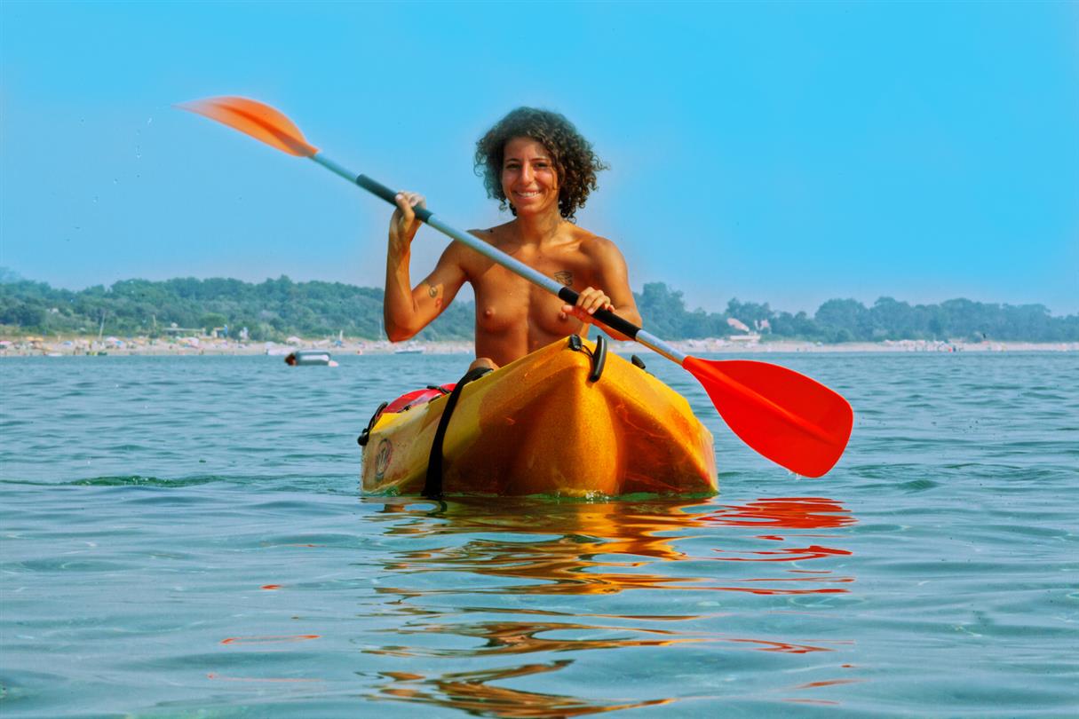 Corsica naturist camping kayak rental - Domaine de Bagheera