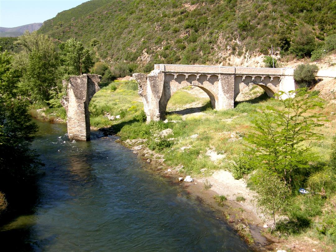 Ponte Novo between Bastia and Corte - Domaine de Bagheera, naturism Corsica 