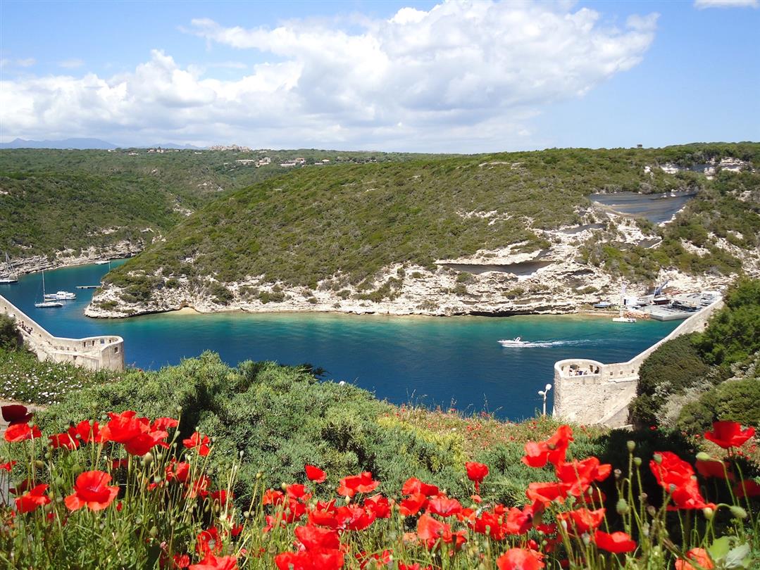 Bonifacio Mouth, near Bagheera Holiday Village, naturist campsite Corsica