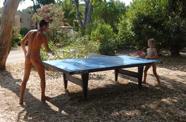 table tennis -  naturist campsite Corsica Domaine de Bagheera