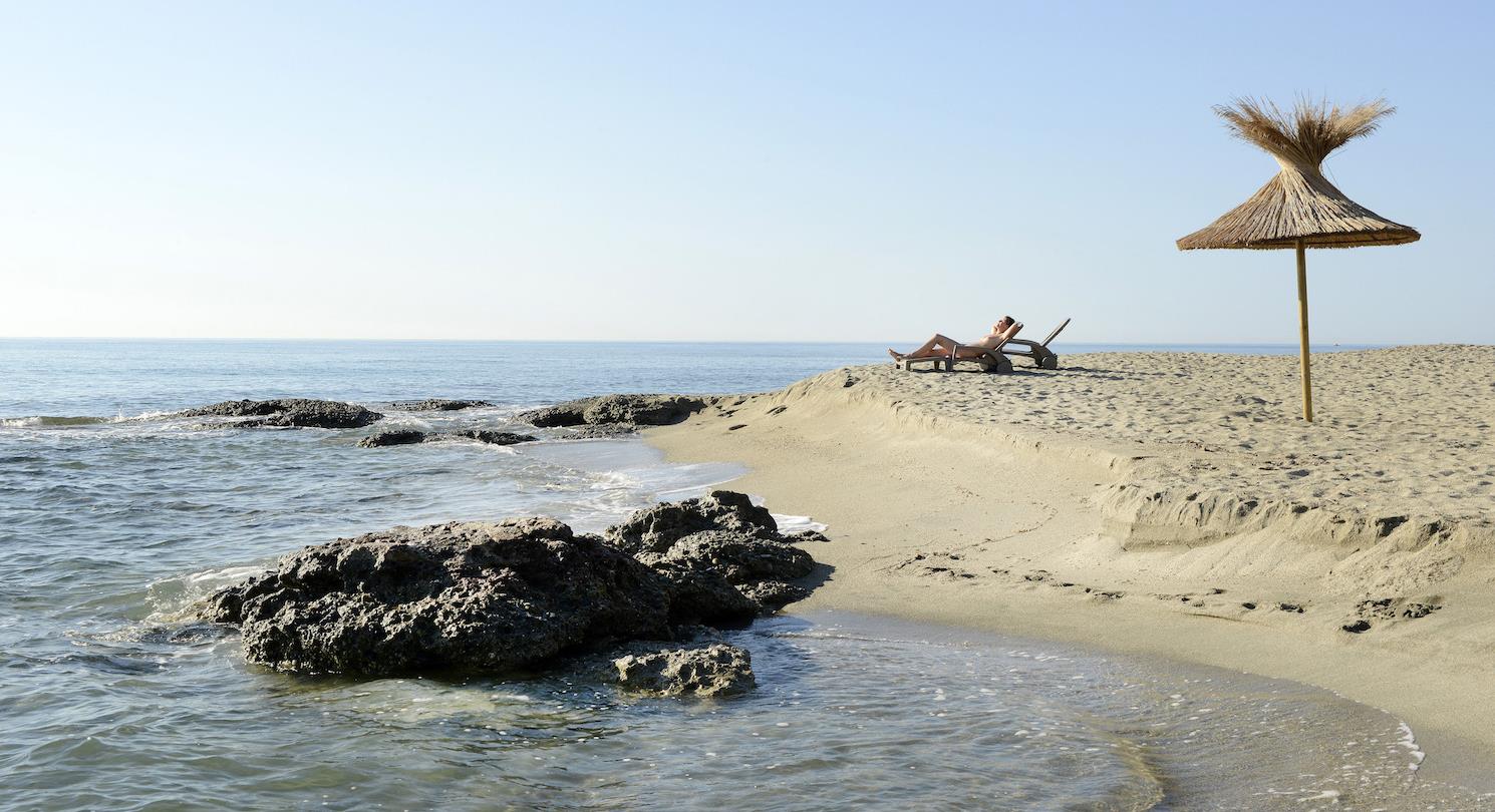 Naturist beach - Bagheera naturist residence at the edge of the Mediterranean