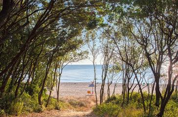 Naturist beach in Corsica - Corsican naturist campsite by the sea