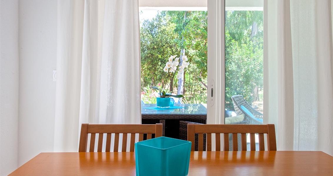 Luxury refurbished B - Corsica naturist campsite