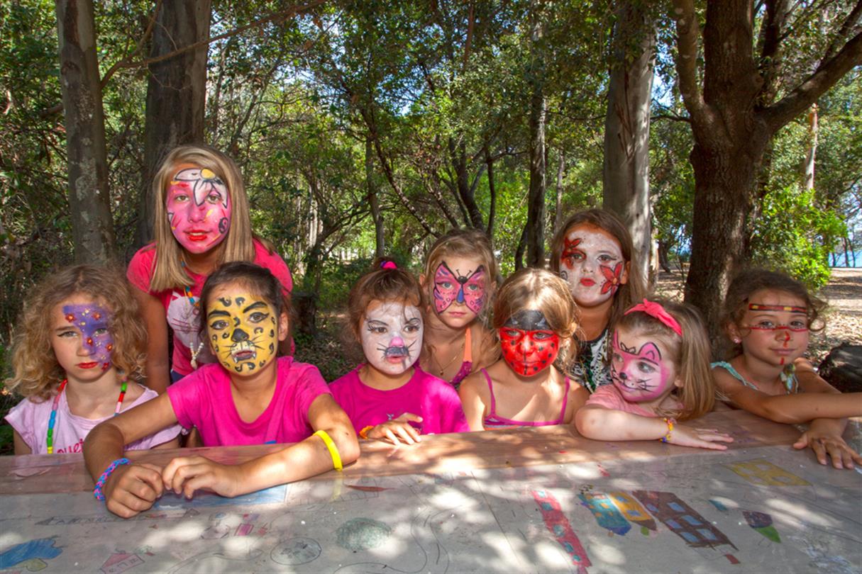 Children's face painting - naturist holiday resort in Corsica
