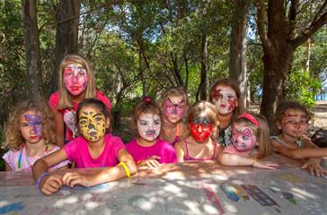 Children's face painting - naturist holiday resort in Corsica