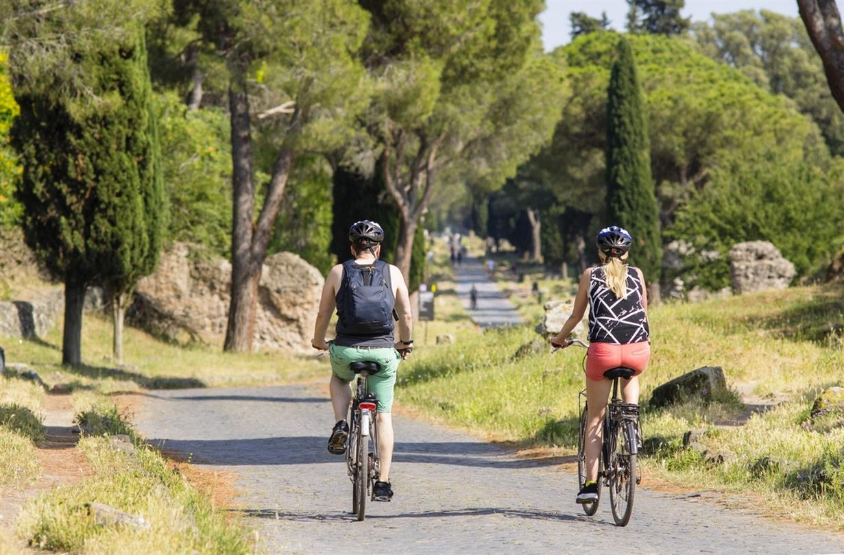 discover the island with bycle -Naturisme Domaine d