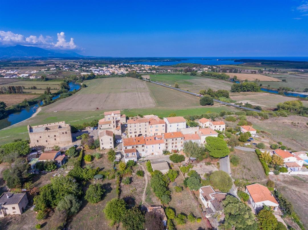 Village Aleria Corse - Domaine de Bagheera, naturism