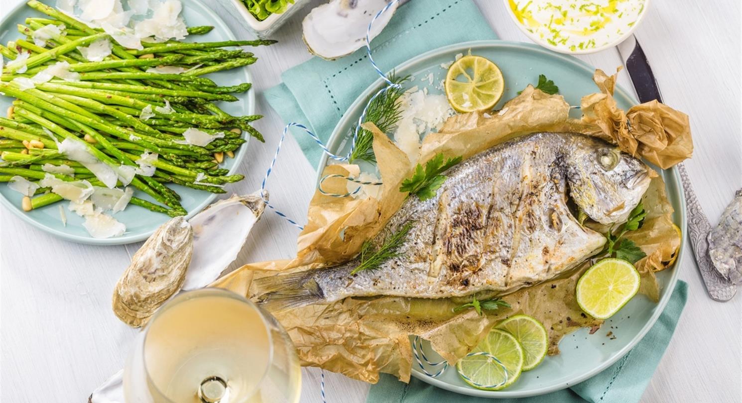 Fish, sea bream fillet Corsica - Bagheera 3-star naturist tourism residence in Corsica