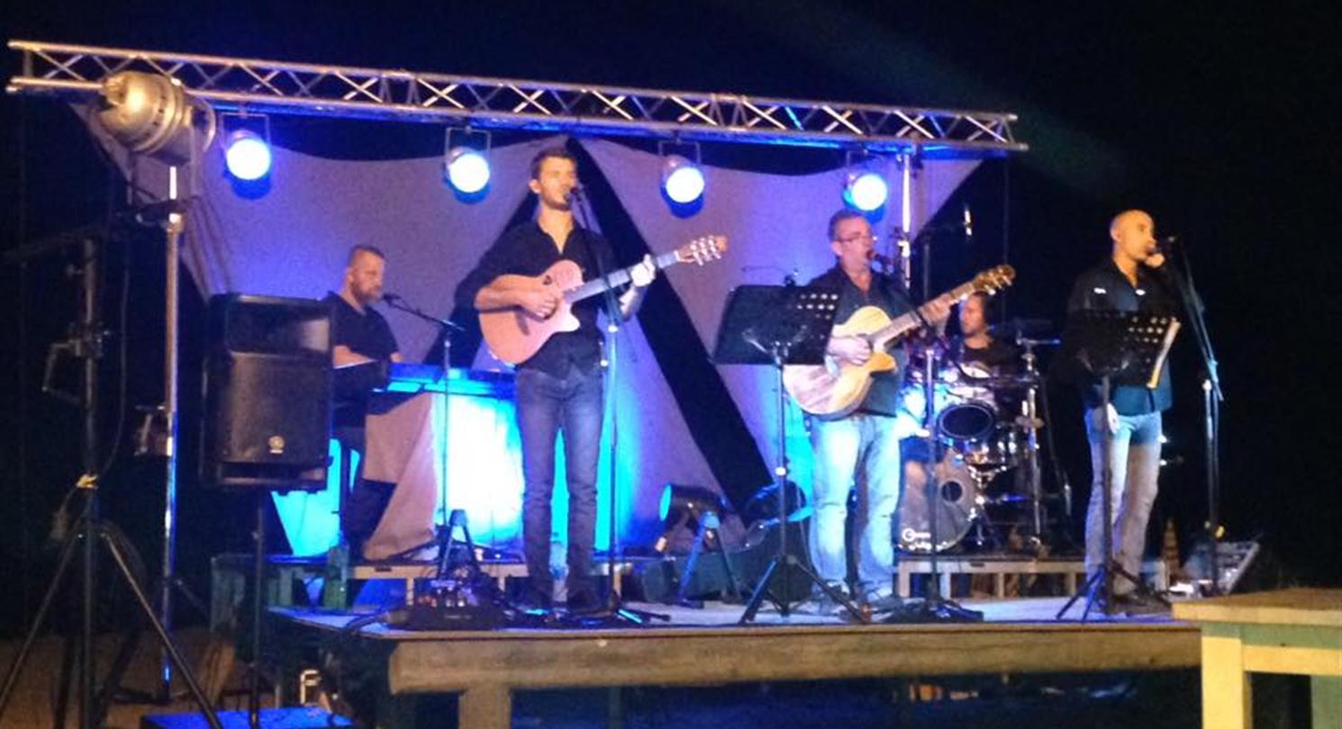 Concert at the Domaine de Bagheera, naturist campsite in Corsica
