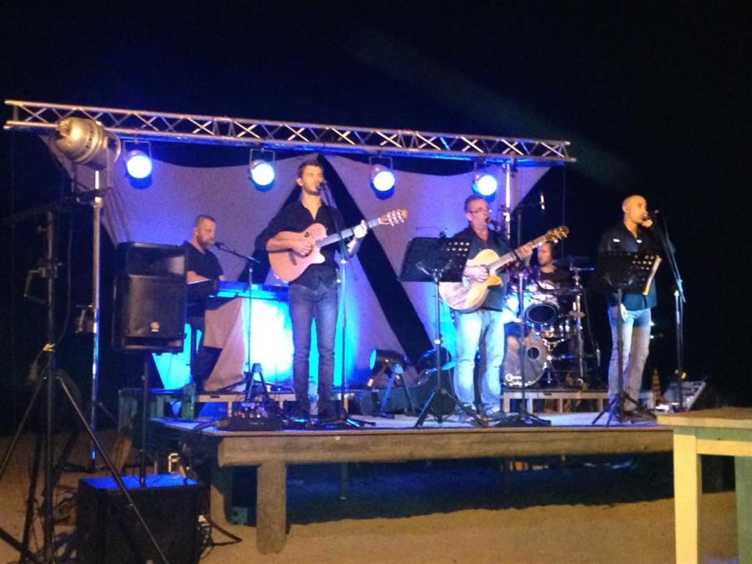 Concert at the Domaine de Bagheera, naturist campsite in Corsica