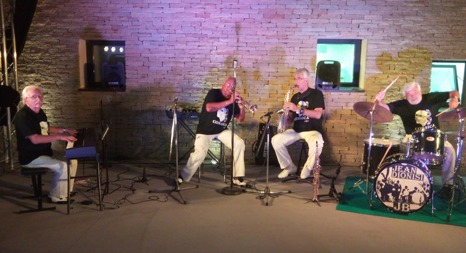 Jean Dionisi Jazz Band concert at Domaine de Bagheera, Corsica naturist tourism residence