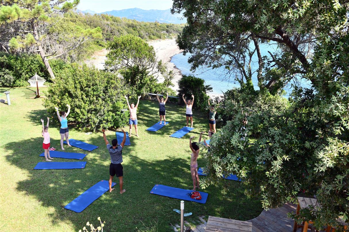 Stretching course -  naturist campsite Corsica by the sea