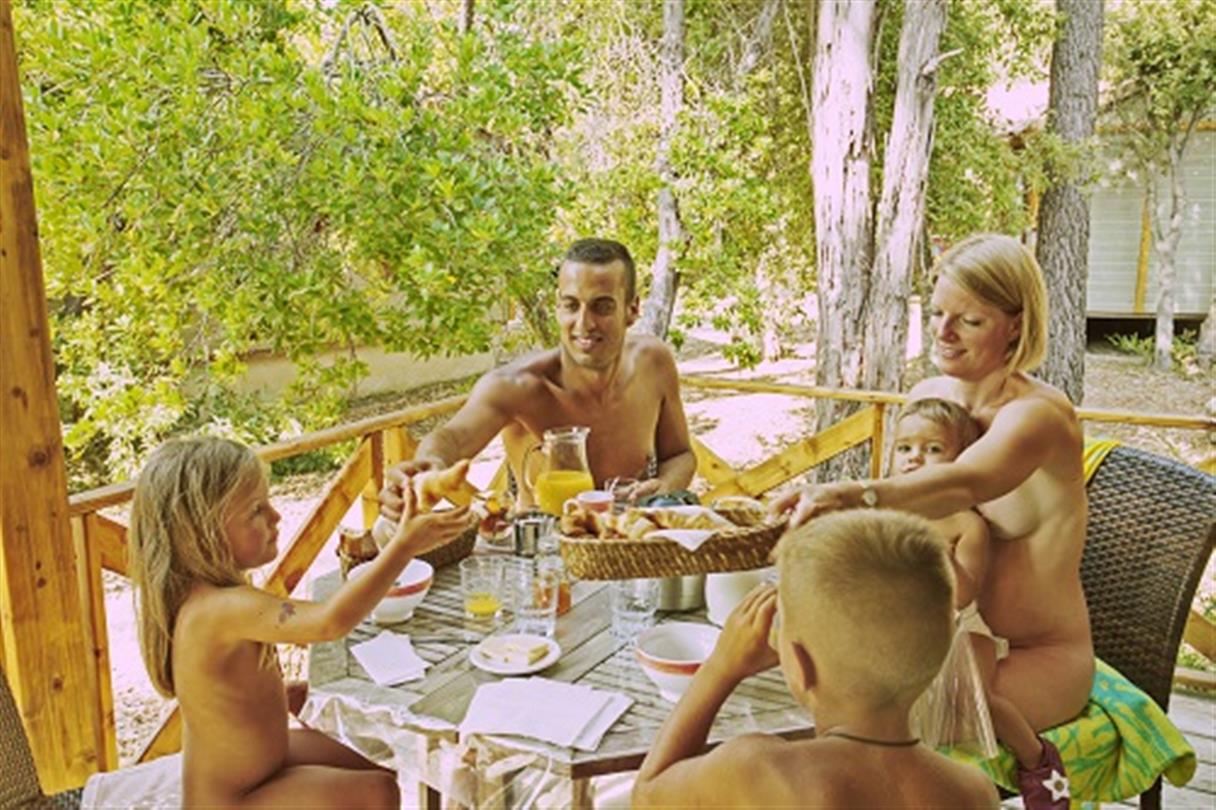  Chalet rental in your naturist campsite in Corsica