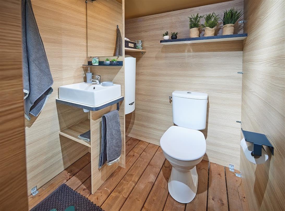 Lodge Confort Bathroom