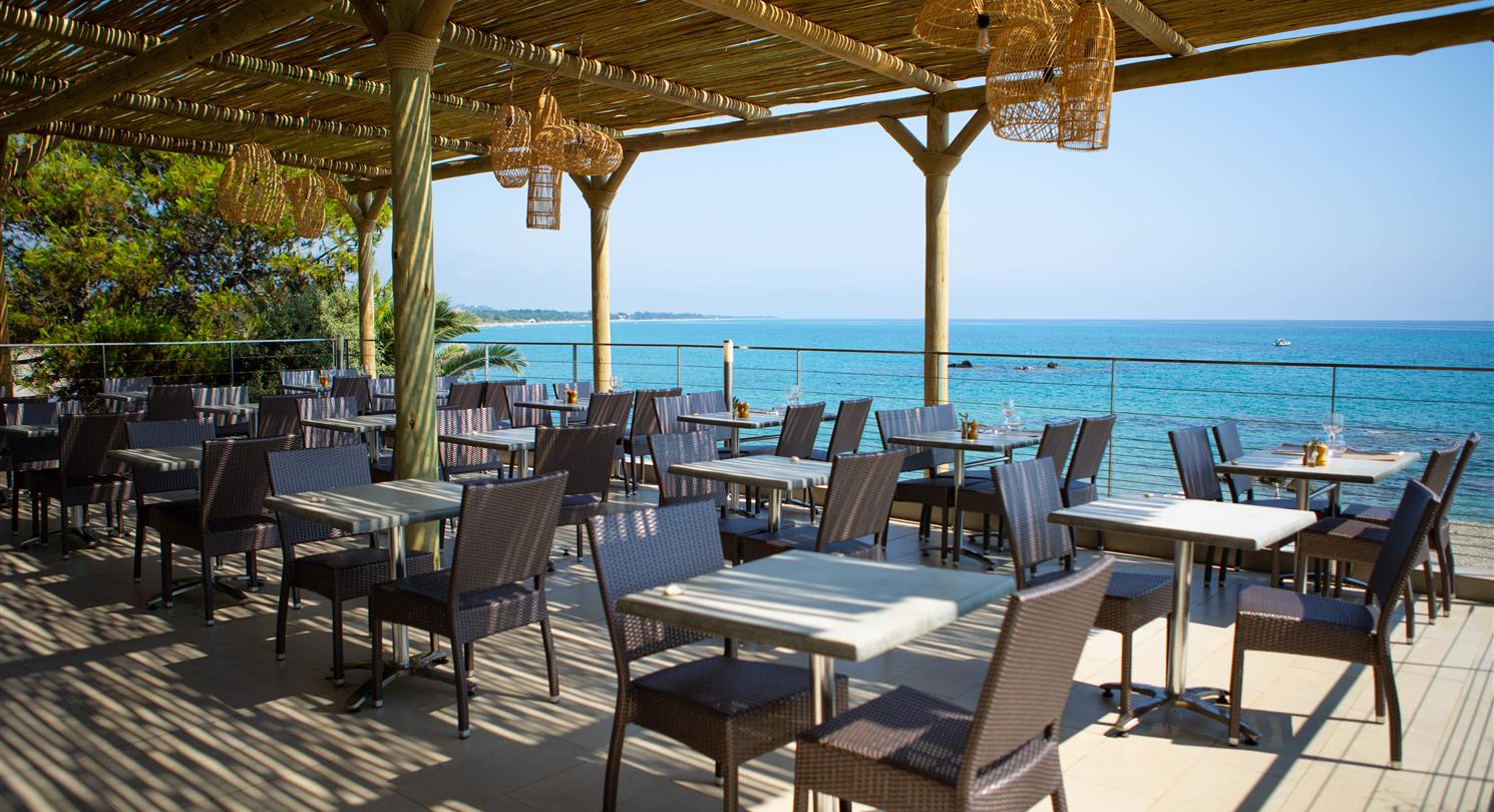 Corsican restaurant with panoramic  sea view - Domaine de Bagheera