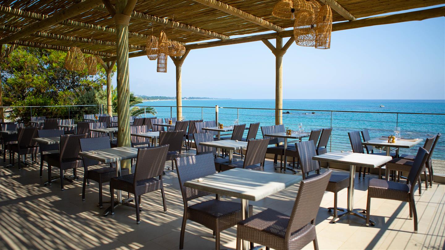 Corsican restaurant with panoramic  sea view - Domaine de Bagheera