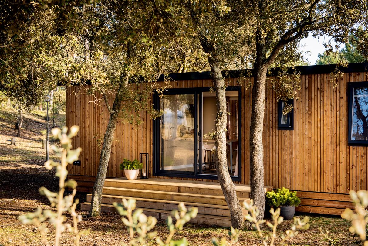 MOBIL HOME K-WEST Luce & Mare Bagheera naturist Resort corsica