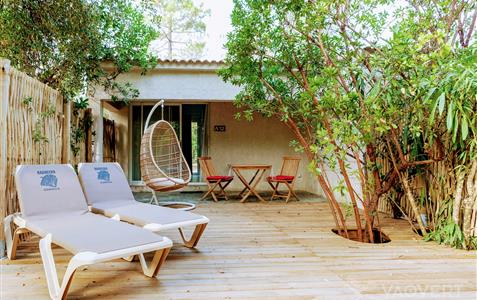 4 star naturist holiday rental in Bravone: camping, mini-villas, villas, chalets, mobile homes - Domaine de Bagheera Corsica