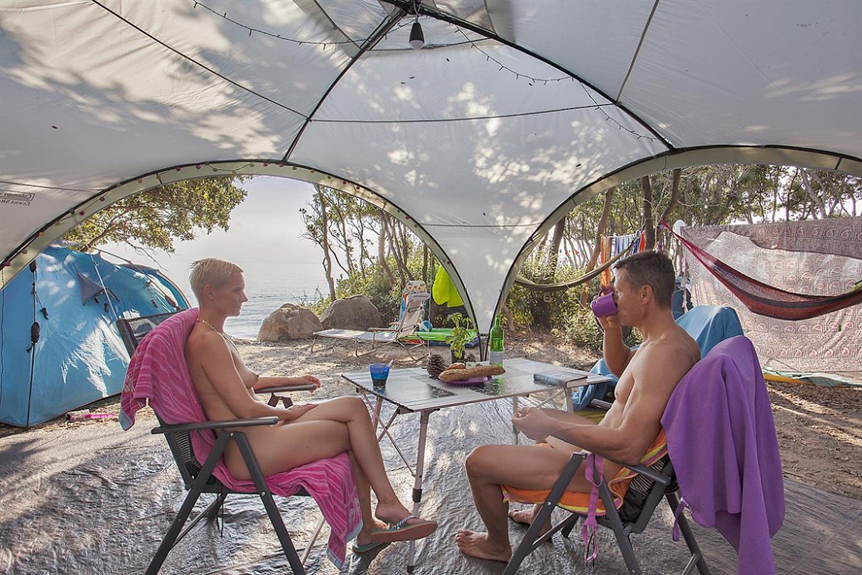 Naturist Camping by the sea 4 Stars Corsica, Linguizzetta - Domaine de Bagheera