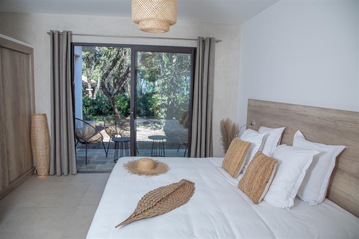 Special offer holiday rental naturist seaside  Corsica