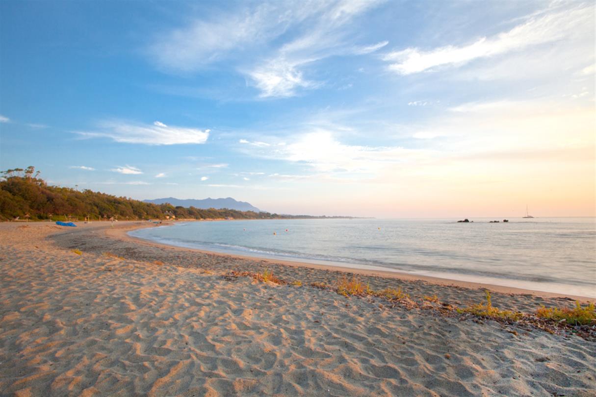 Naturist campsite by the sea 4 Toiles Corse, Linguizzetta - Domaine de Bagheera