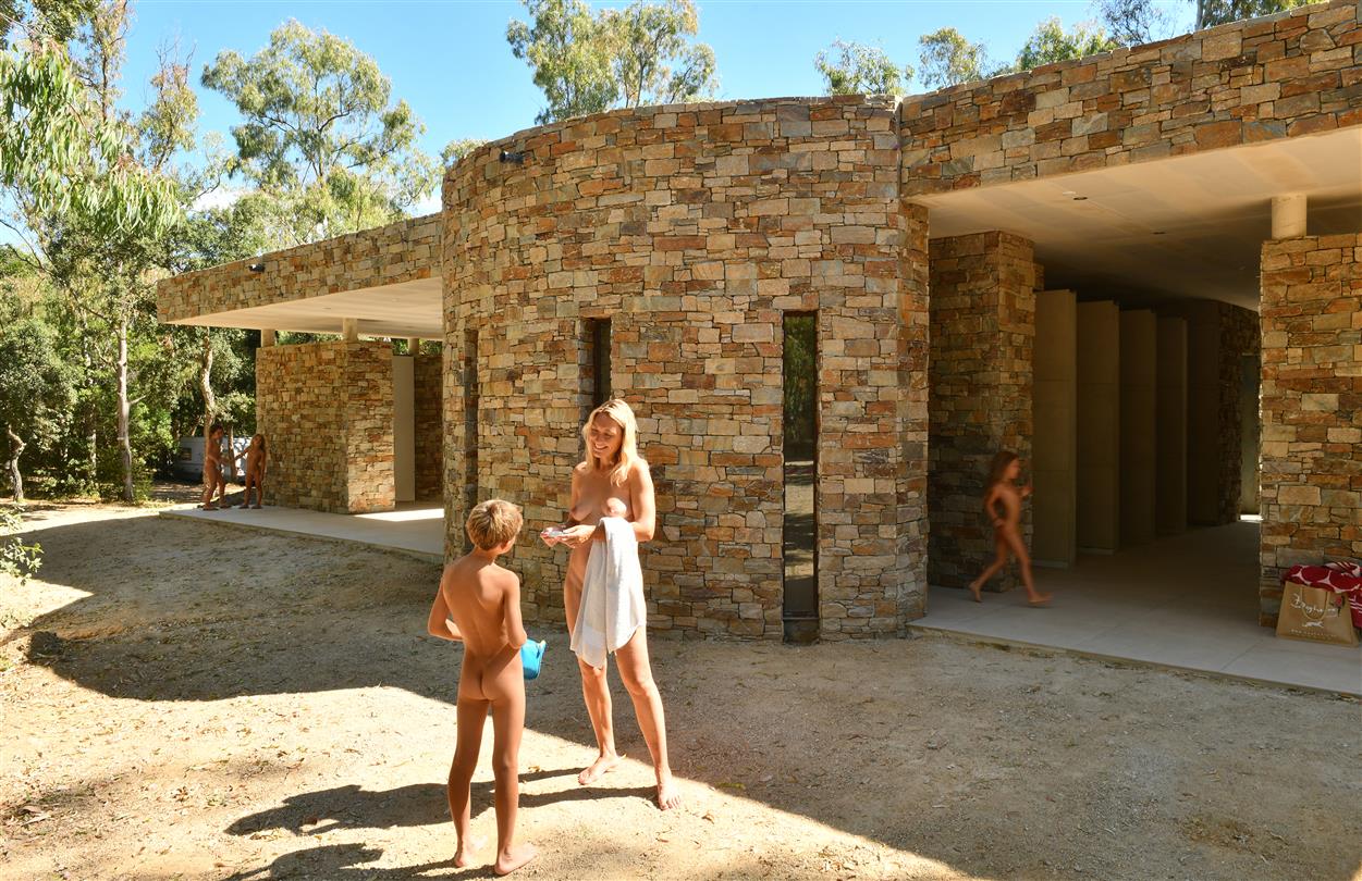 Naturist campsite with sea view tents south of Bastia