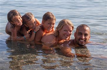 Family nudist beach - Naturist seaside residence in Corsica