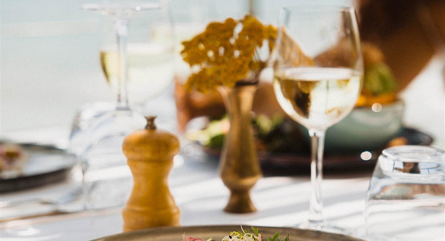 Corsican restaurant with panoramic  sea view - Domaine de Bagheera